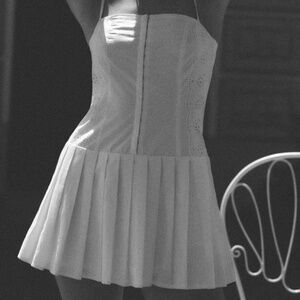 SHORT EMBROIDERED DRESS